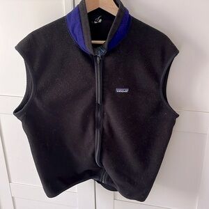 Totally Cool Vintage Men’s Patagonia Vest!